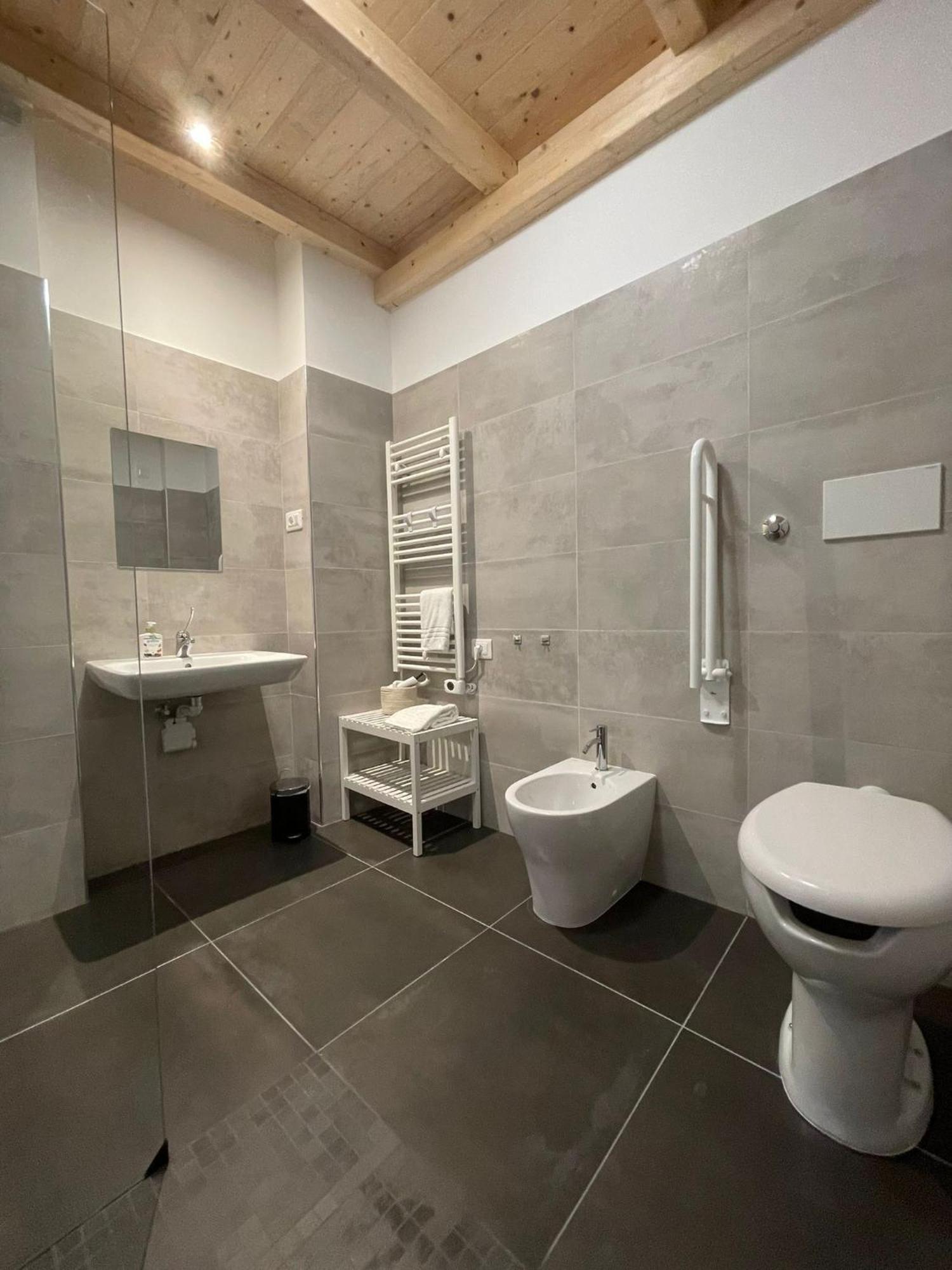 Aloe Comfort Rooms Pescara Exteriér fotografie